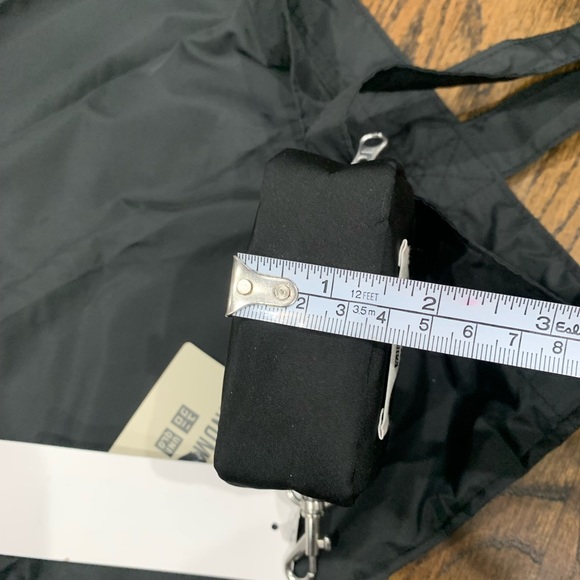New Uniqlo x Anya Hindmarch Black Packable Bag - Picture 16 of 16